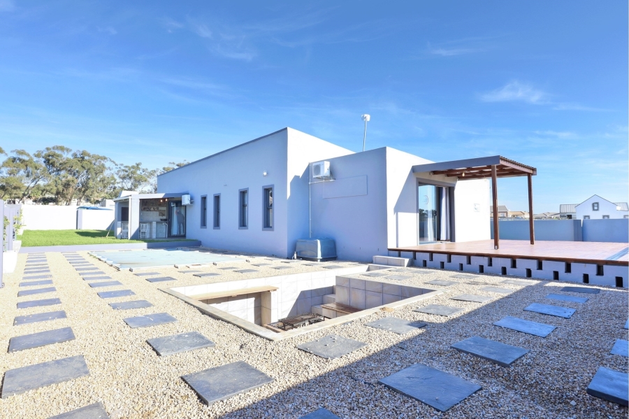 4 Bedroom Property for Sale in Darling Western Cape